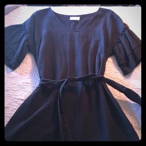 Ruffled sleeve linen black summer dress